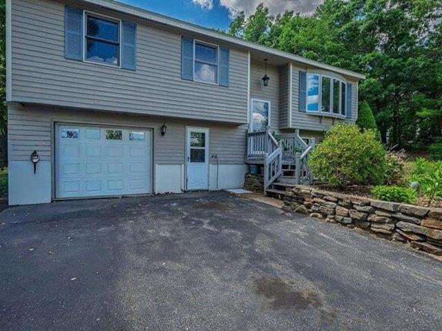 house with 3 bedroom, Londonderry NH ES105633215