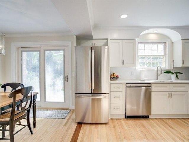 house with 3 bedroom, Longmeadow MA ES104569097