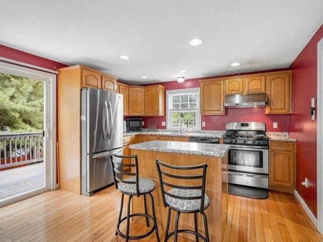 house with 3 bedroom, Lowell MA ES104542872
