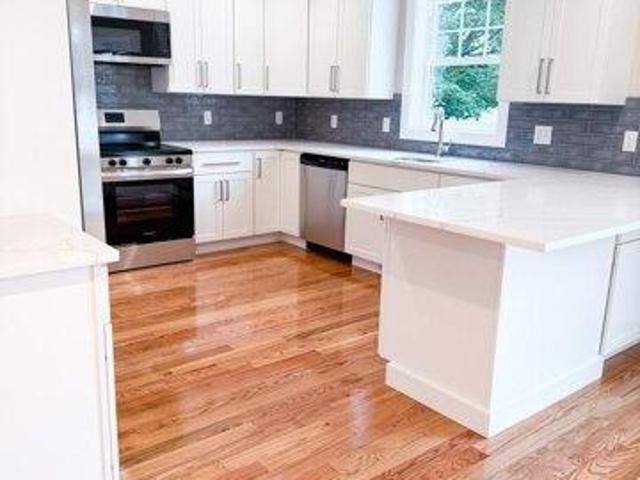 house with 3 bedroom, Lowell MA ES105424057