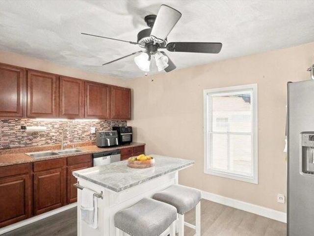 house with 3 bedroom, Lowell MA ES105611906