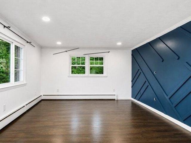 house with 3 bedroom, Lowell MA ES105367292