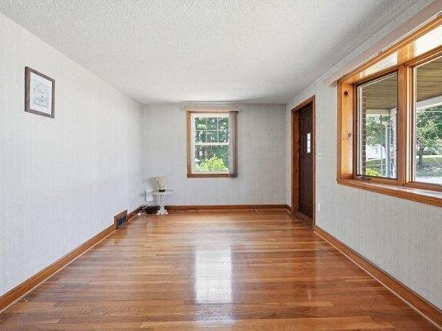 house with 3 bedroom, Ludlow MA ES105256297