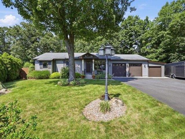 house with 3 bedroom, Ludlow MA ES105330793