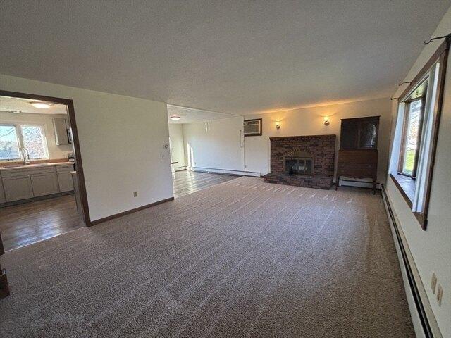 house with 3 bedroom, Ludlow MA ES105366705