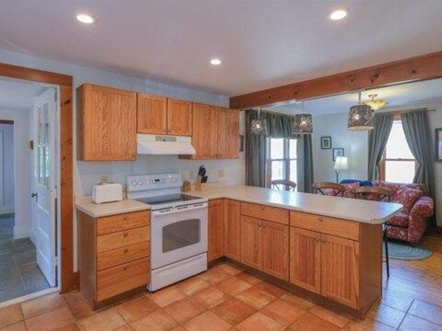 house with 3 bedroom, Ludlow VT ES106037117