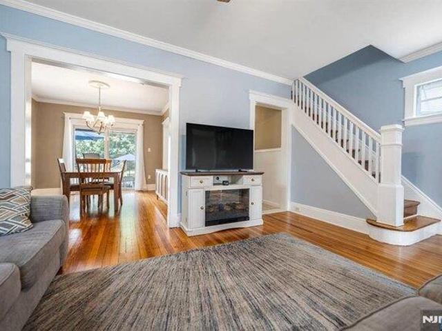 house with 3 bedroom, Lyndhurst NJ ES105532191