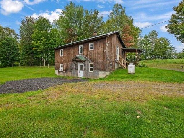 house with 3 bedroom, Lyndon VT ES105513672