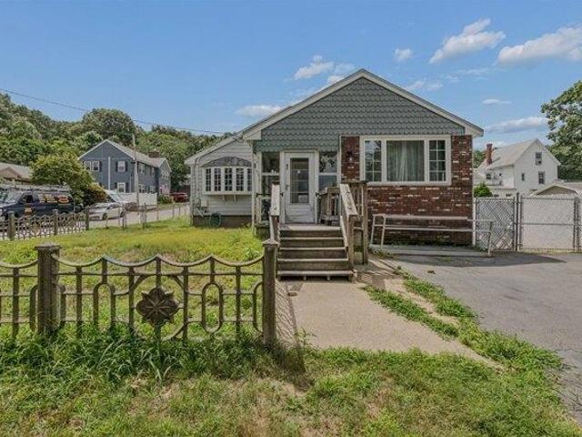 house with 3 bedroom, Lynn MA ES105473800