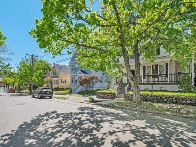 house with 3 bedroom, Lynn MA ES105648667