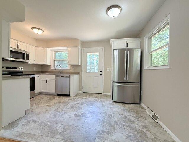 house with 3 bedroom, m NH ES105441798