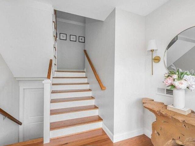 house with 3 bedroom, m NH ES105557807