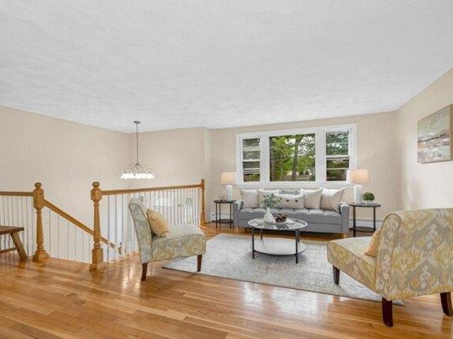 house with 3 bedroom, m NH ES105550133