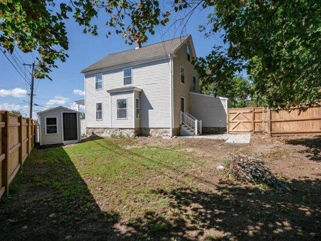 house with 3 bedroom, m NH ES105939434