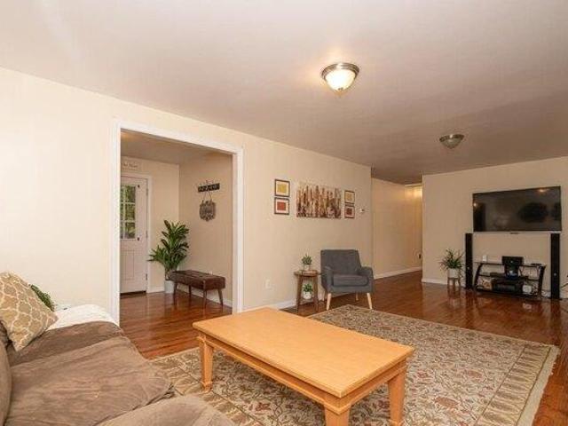 house with 3 bedroom, m NH ES106039391