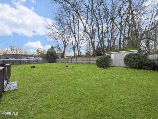 house with 3 bedroom, Manalapan NJ ES104442282