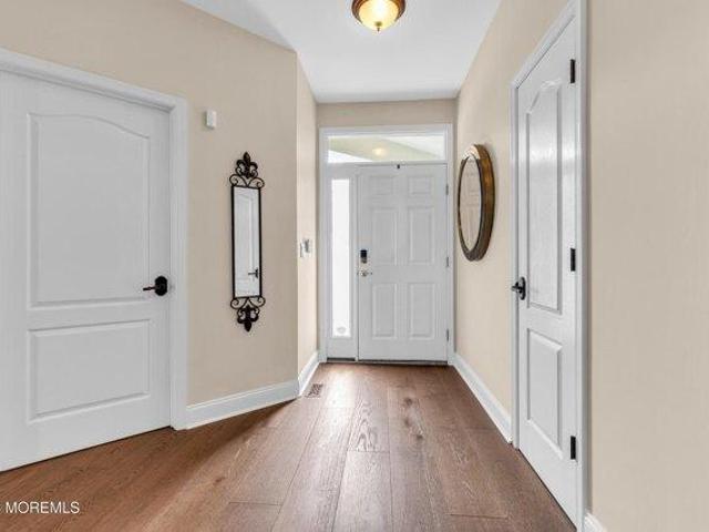 house with 3 bedroom, Manalapan NJ ES105551117