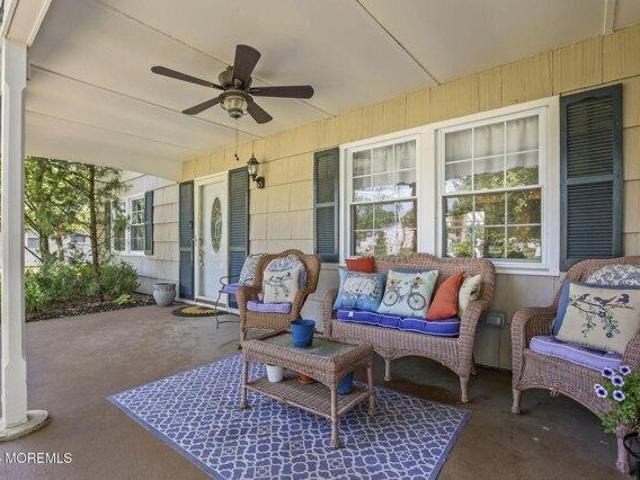 house with 3 bedroom, Manalapan NJ ES105553247