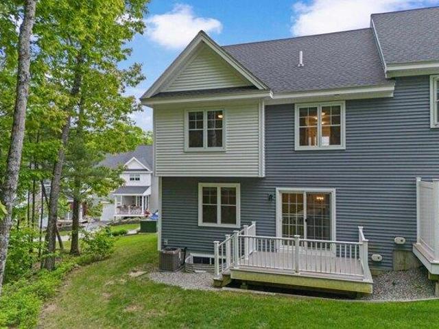 house with 3 bedroom, Manchester NH ES104299119
