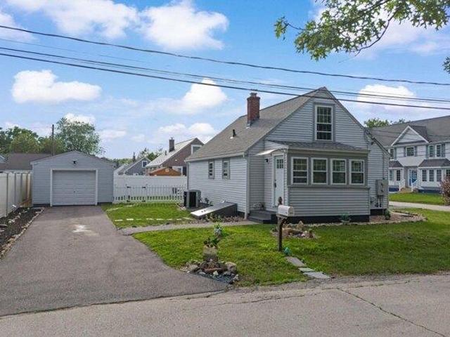 house with 3 bedroom, Manchester NH ES104510307