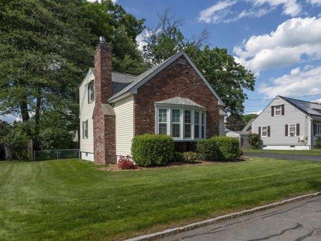 house with 3 bedroom, Manchester NH ES104544016