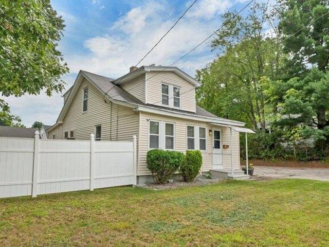 house with 3 bedroom, Manchester NH ES105428298