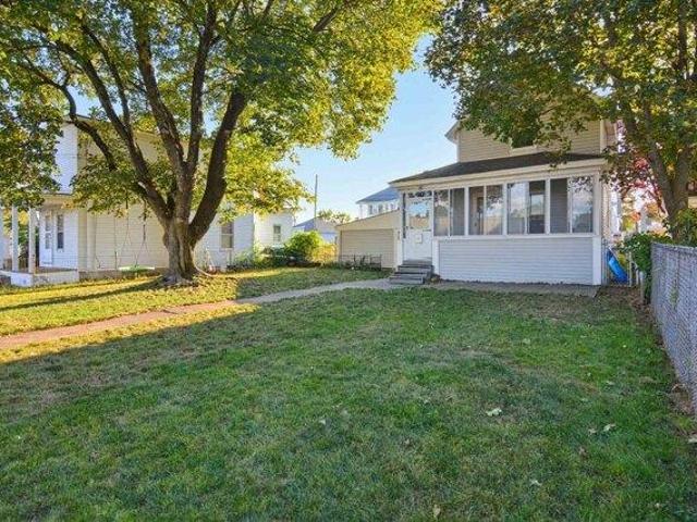 house with 3 bedroom, Manchester NH ES105494090