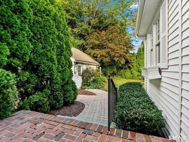 house with 3 bedroom, Manchester CT ES105414987