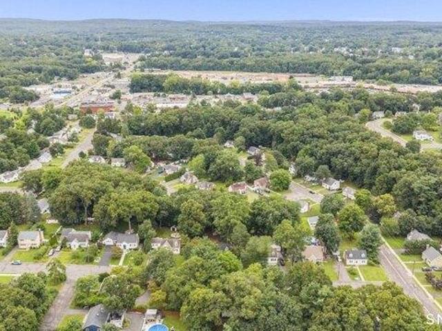 house with 3 bedroom, Manchester CT ES105427283