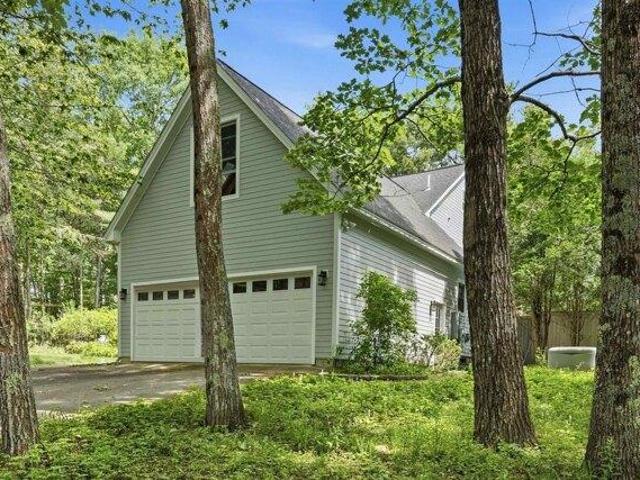 house with 3 bedroom, Madbury NH ES105694509
