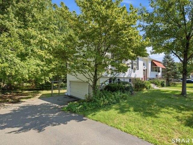house with 3 bedroom, Madison CT ES105498351