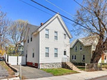 house with 3 bedroom, Malden MA ES103498193