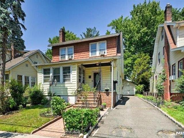 house with 3 bedroom, Maplewood NJ ES105474756