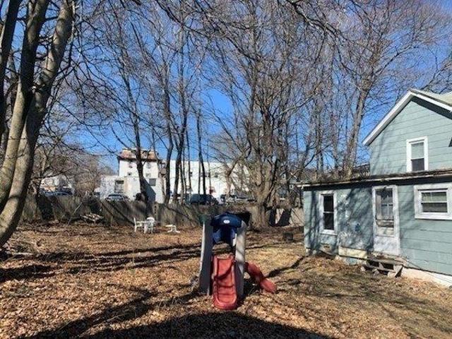 house with 3 bedroom, Marlborough MA ES104606290