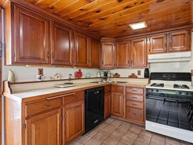 house with 3 bedroom, Marshfield MA ES105414436