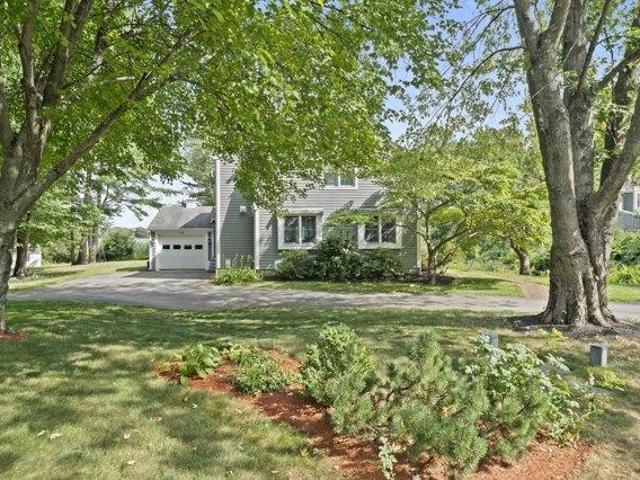 house with 3 bedroom, Marshfield MA ES105427424