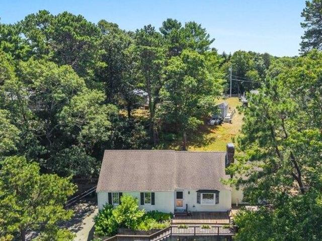 house with 3 bedroom, Mashpee MA ES105424474