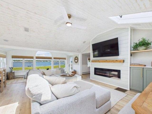 house with 3 bedroom, Mattapoisett MA ES105709979