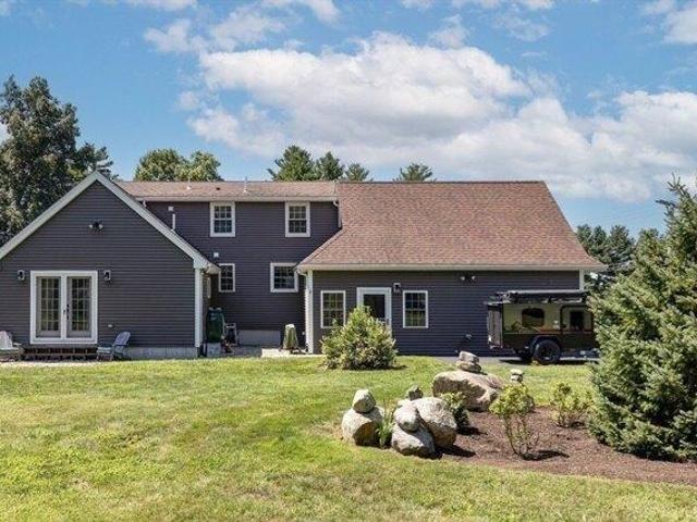 house with 3 bedroom, Medway MA ES105402819