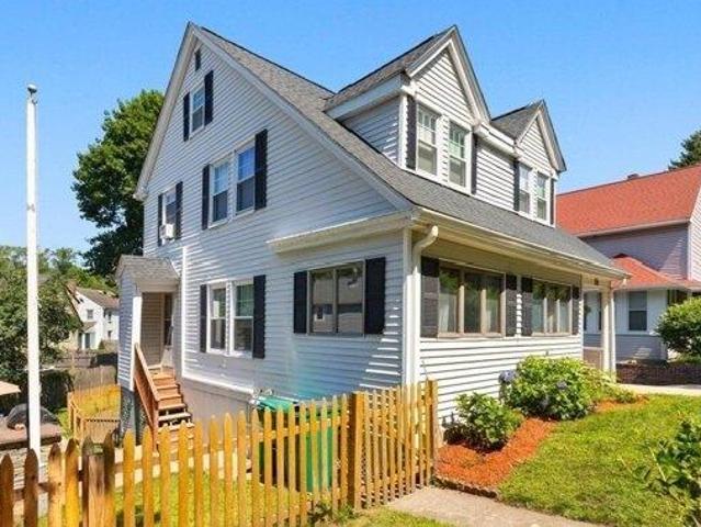 house with 3 bedroom, Medford MA ES105340773