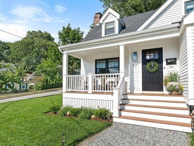 house with 3 bedroom, Melrose MA ES105495610