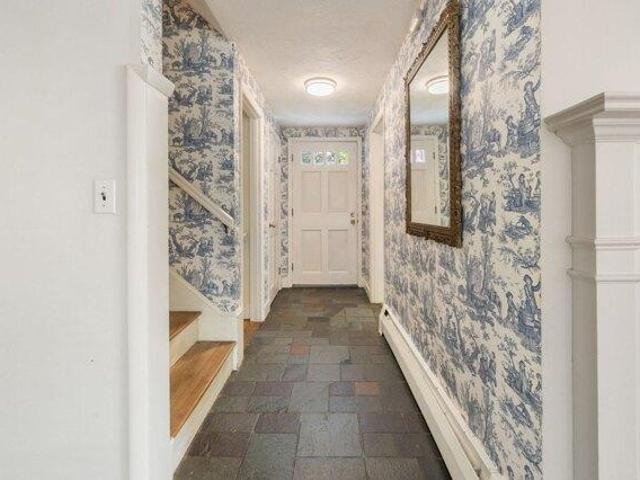 house with 3 bedroom, Melrose MA ES105588705