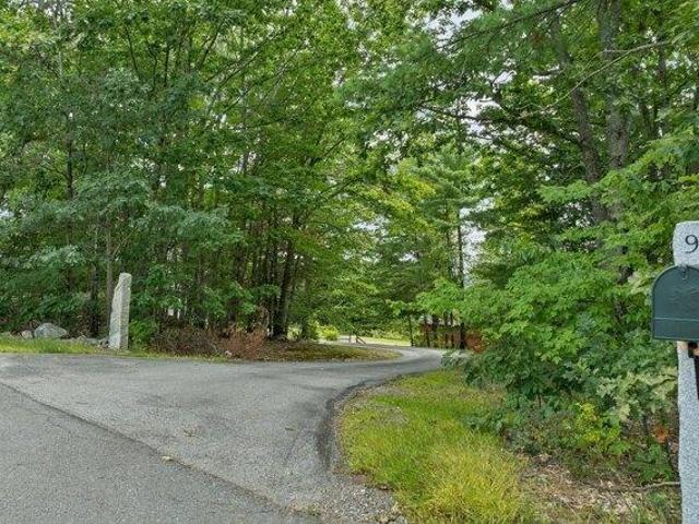 house with 3 bedroom, Meredith NH ES105476443