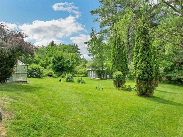 house with 3 bedroom, Meredith NH ES105630437