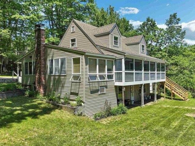 house with 3 bedroom, Meredith NH ES105633558