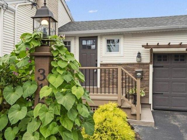 house with 3 bedroom, Methuen MA ES105547759