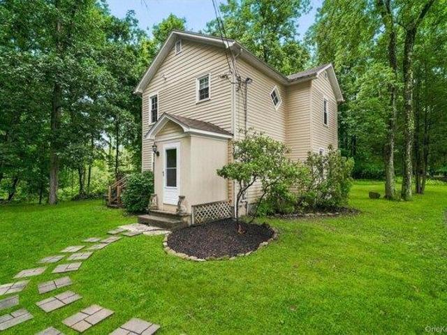 house with 3 bedroom, Middletown NY ES105277212