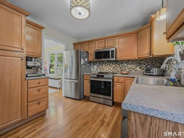 house with 3 bedroom, Middletown CT ES105586745