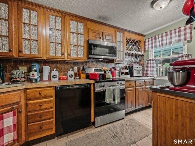 house with 3 bedroom, Middletown CT ES105590782