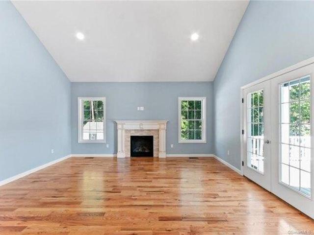 house with 3 bedroom, Middletown CT ES106158920